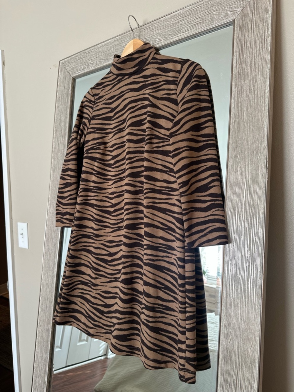 Tuckernuck Brown Zebra-Print Shift Mock Neck Mini Dress Size XS NWT